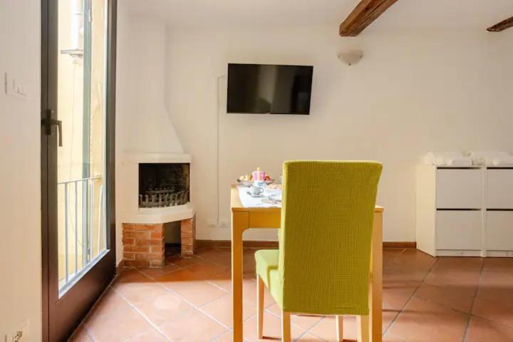 Appartamento Con Giardino Bologna Eksteriør billede